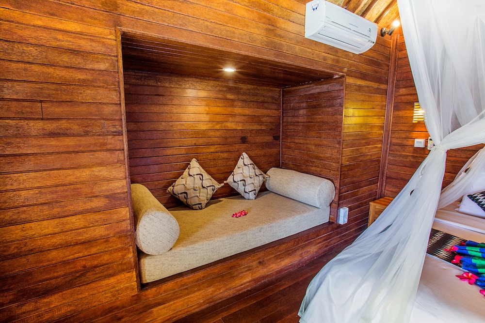 Sunset Coin Lembongan Cottage and Spa 11/50