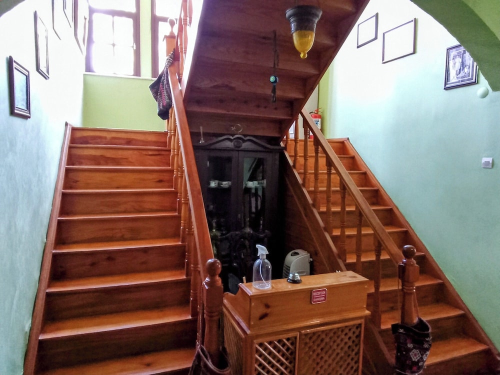 Cunda Zehra Teyzenin Evi 7/74