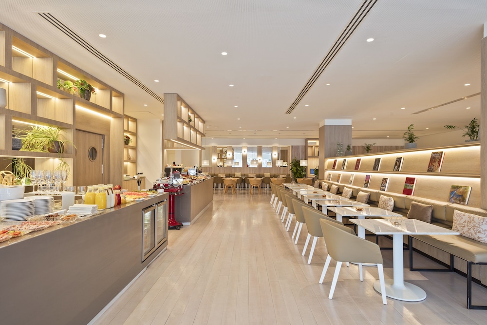 The Level at Melia Sevilla 39/62