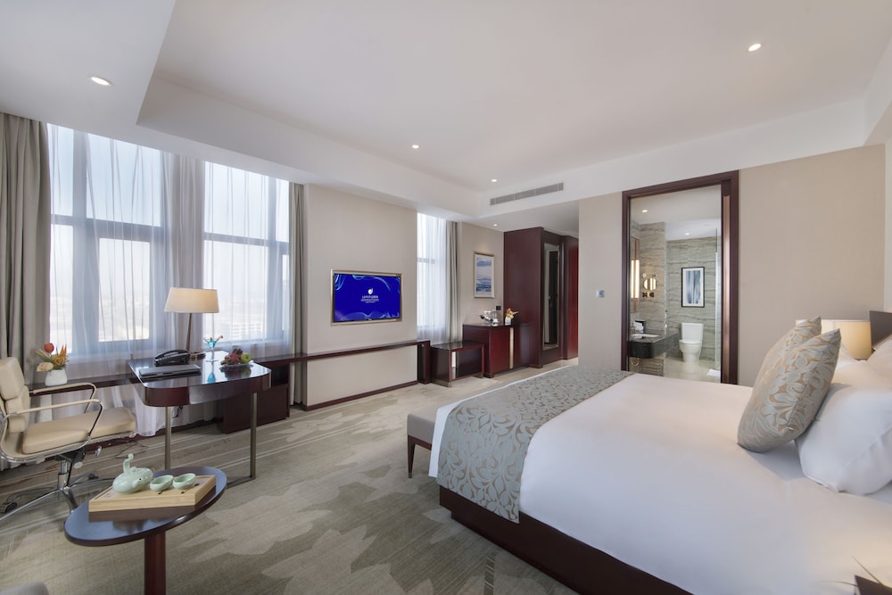 Huayou New Century Grand Hotel 12/50