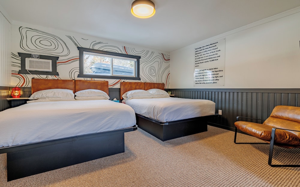THE RED LODGE INN 12/50