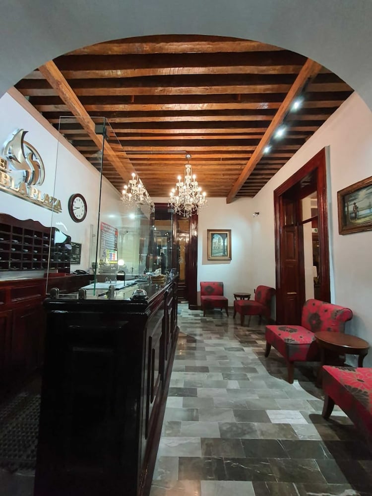 Hotel Puebla Plaza 10/50
