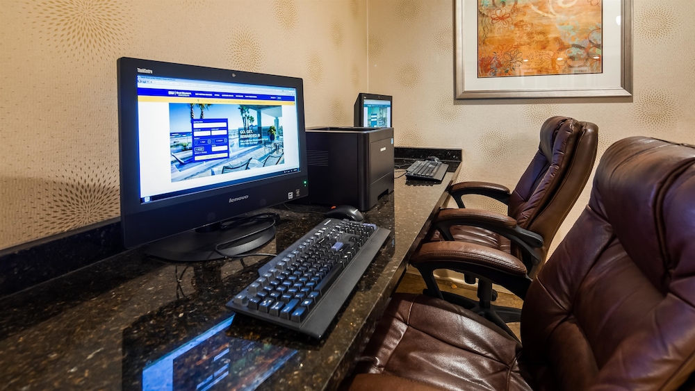 Best Western Watertown Fort Drum 24/55