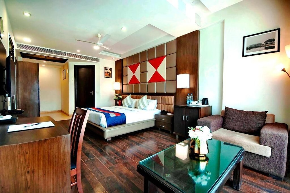 Hotel Golf View Suites 23/49