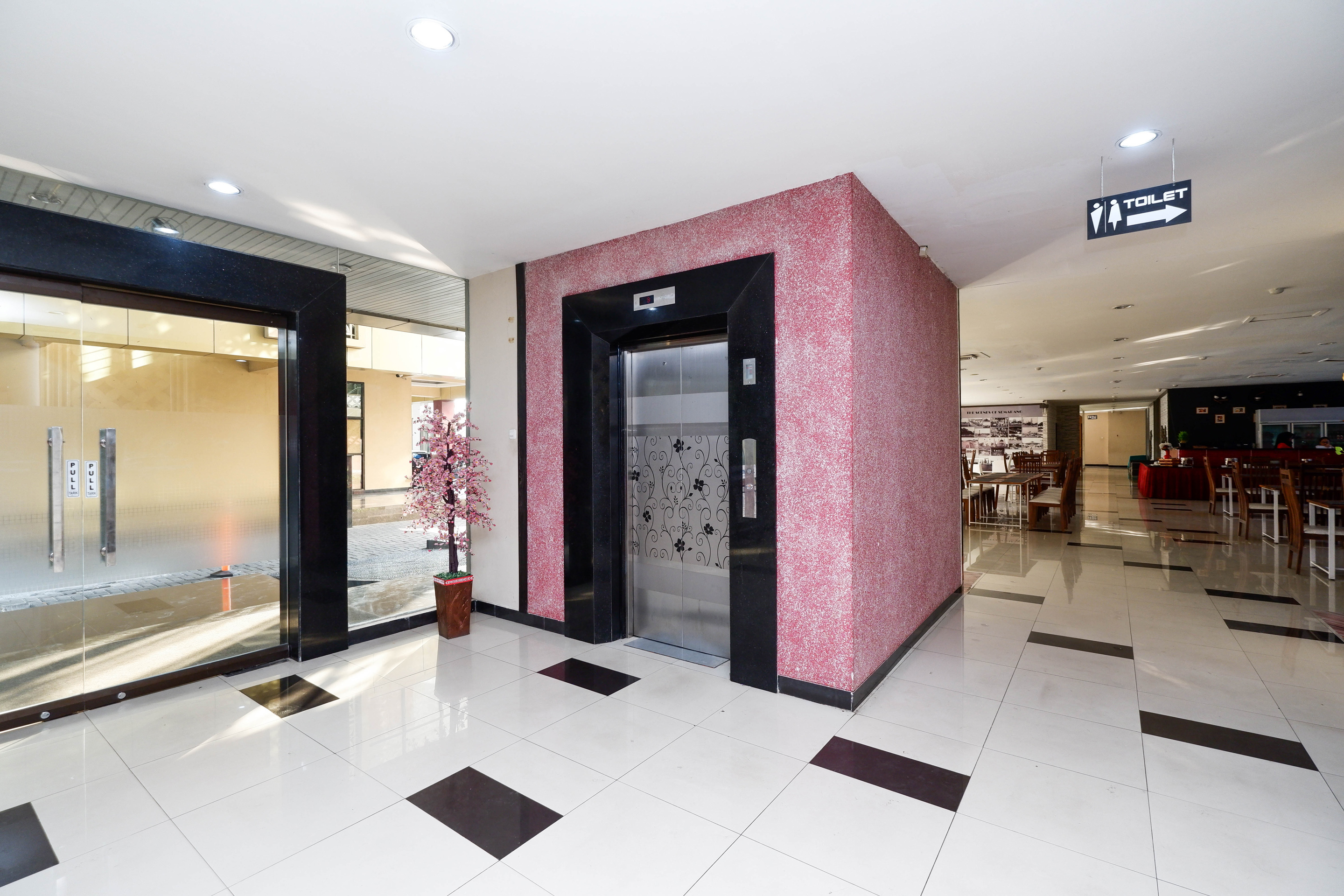 Hotel Utc Semarang 11/51