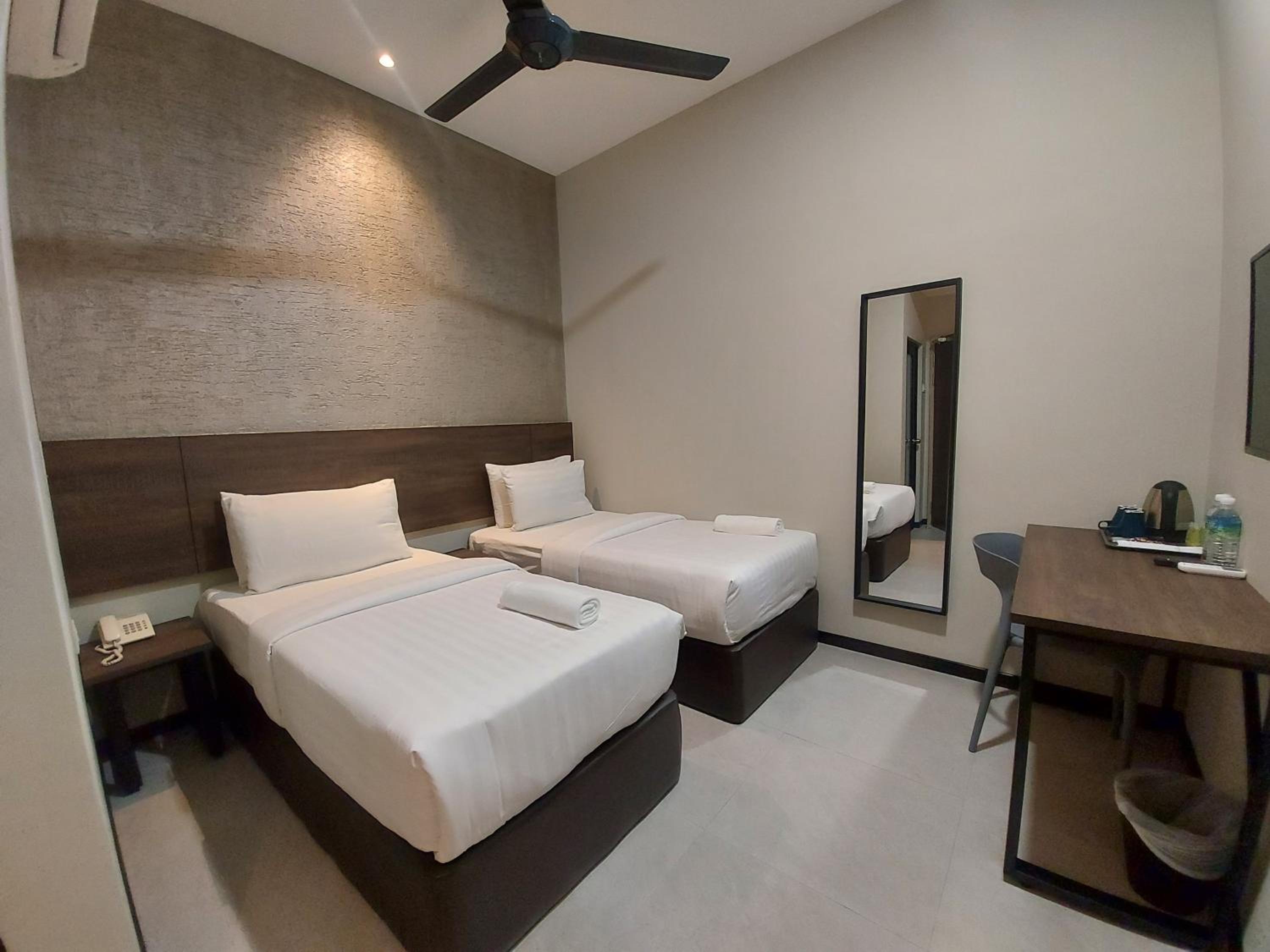 غرفة بسريرين منفصلين، Miico Hotel Mount Austin 5/10