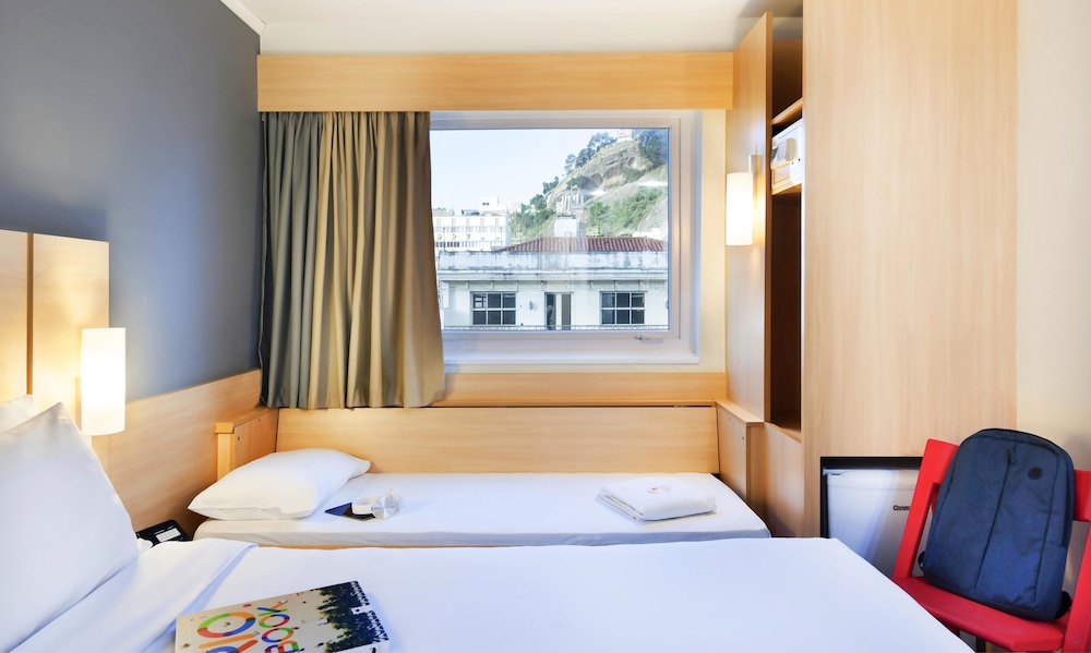 Ibis RJ Copacabana Posto 5 17/70