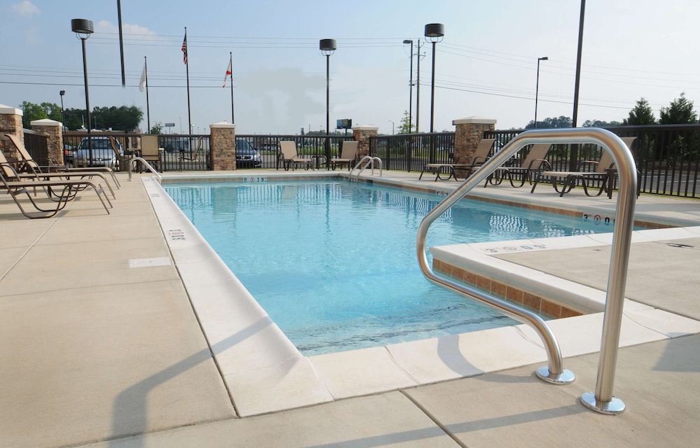 Hampton Inn Gadsden-Attalla I-59 4/28