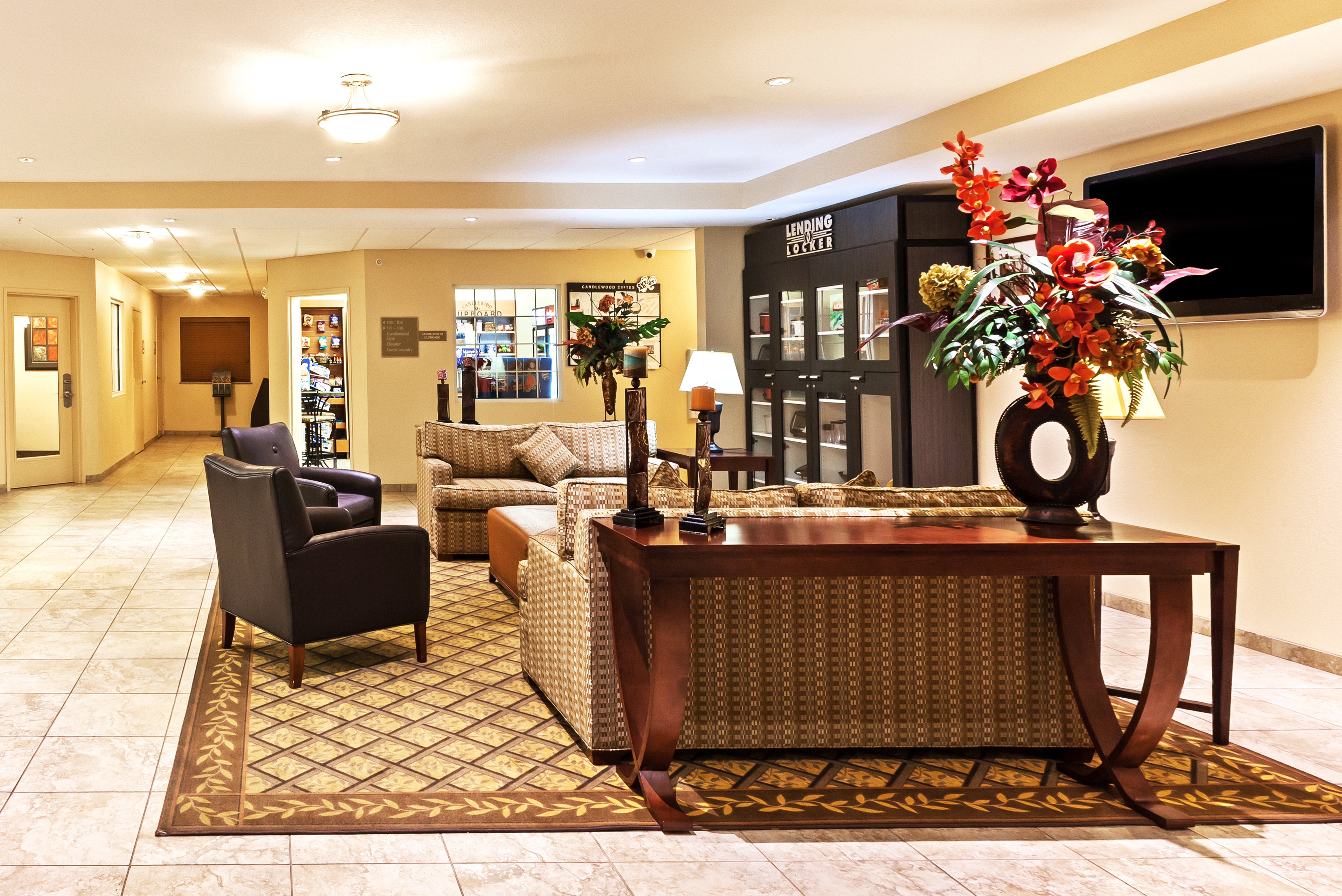 Candlewood Suites Pearland 28/37