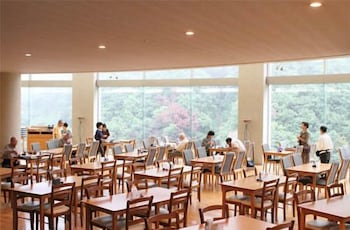 restaurant-cafeteria