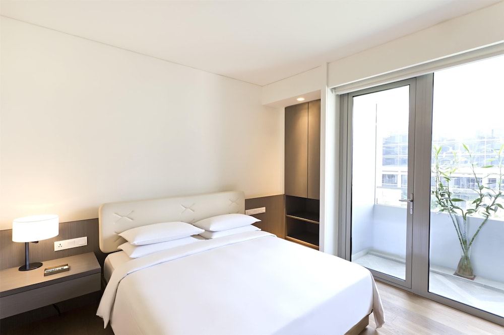 Hyatt Delhi Residences, Aerocity 12/50