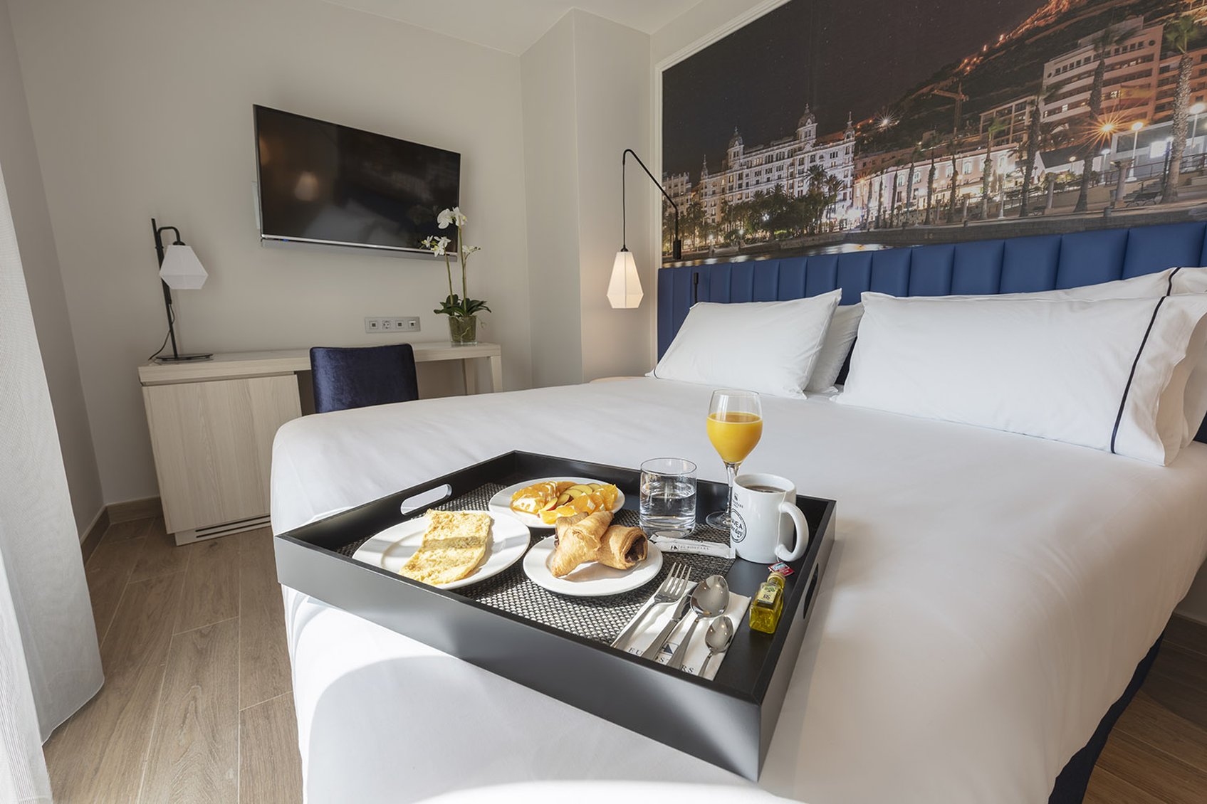 Eurostars Mediterranea Plaza 63/79