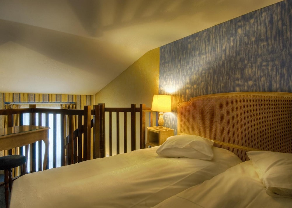 Hotel Baudelaire Opera 16/72