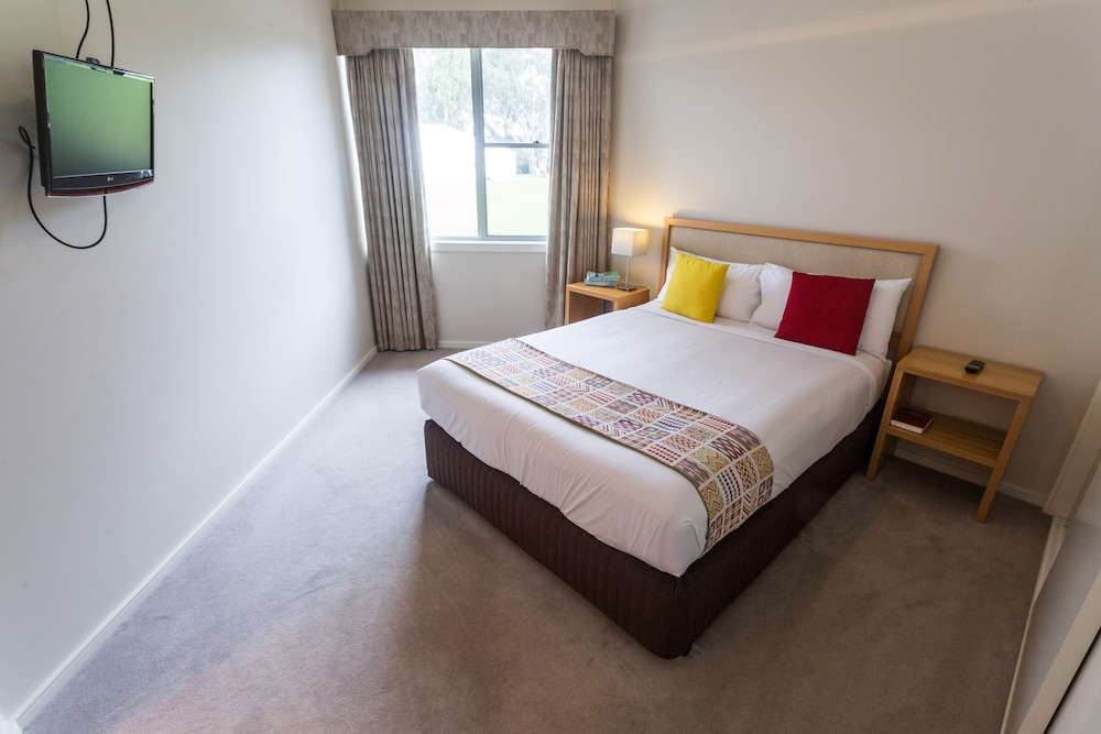 TINDARRA RESORT 14/73