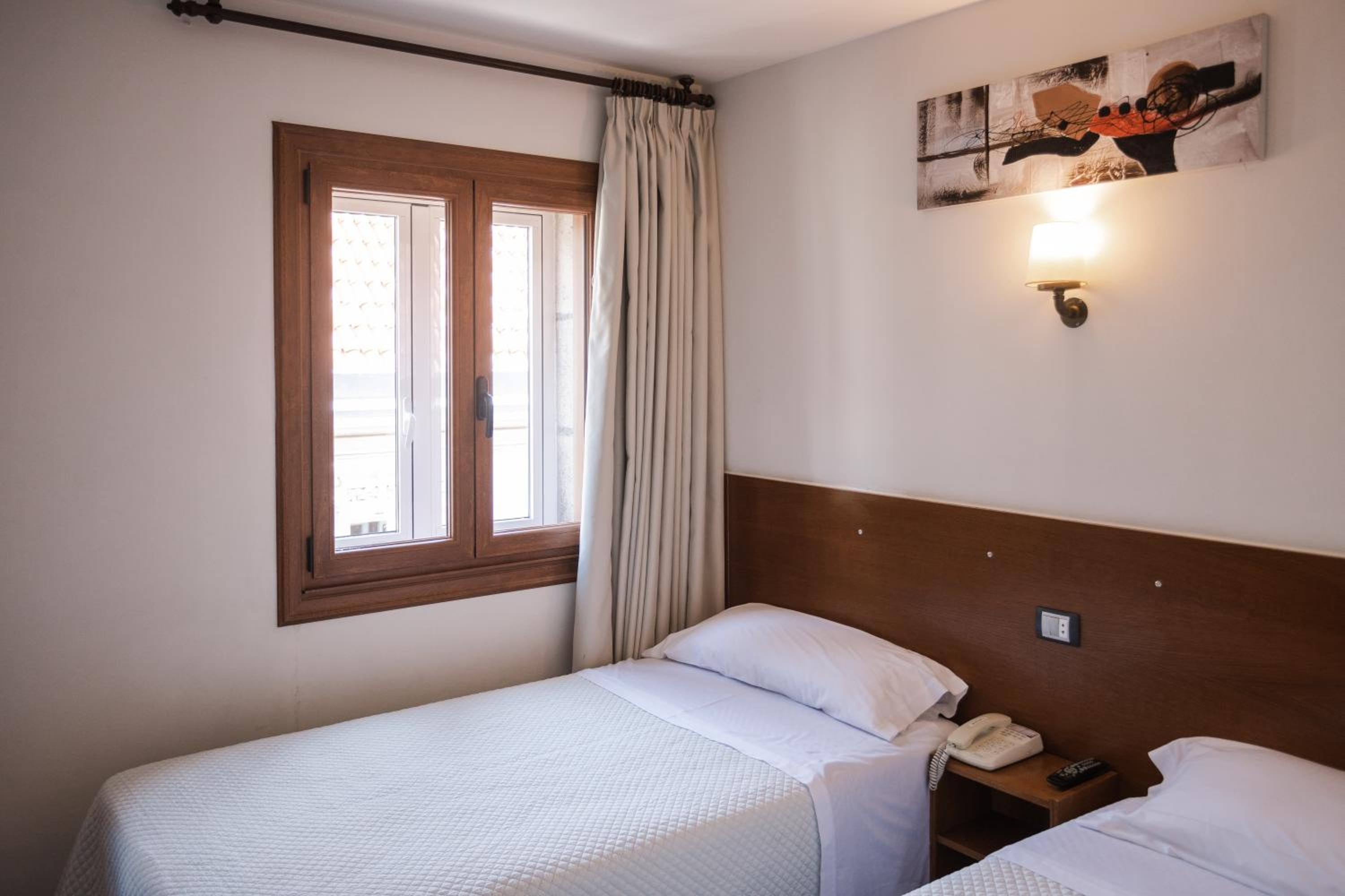 Hotel Restaurante Ruas 23/58