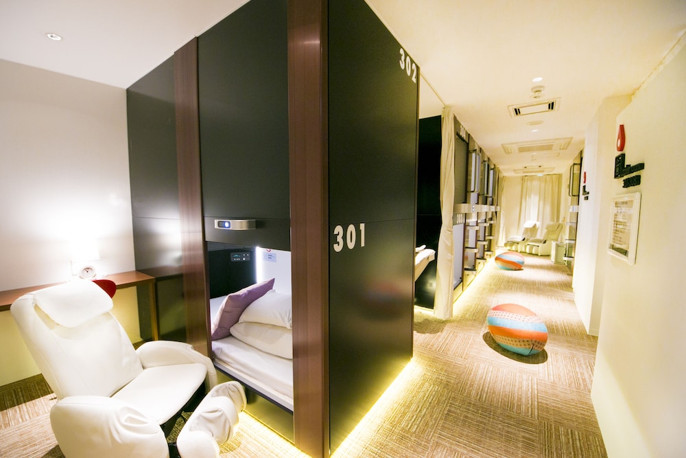 Spa &amp; Capsule Hotel GrandPark-Inn Kitasenju - Caters to Men 10/50