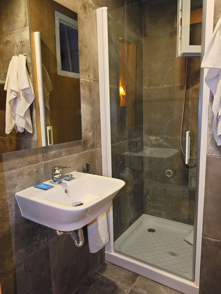 Hostal Bonavista 39/41