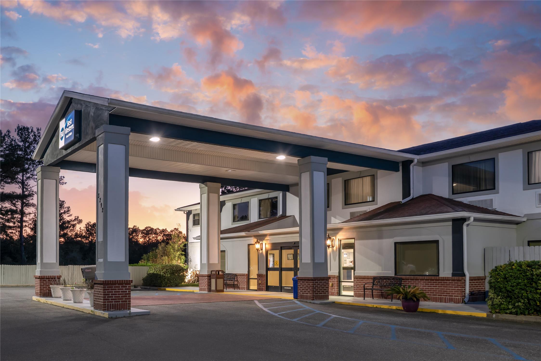 Best Western Wakulla Inn & Suites in CRAWFORDVILLE - FL