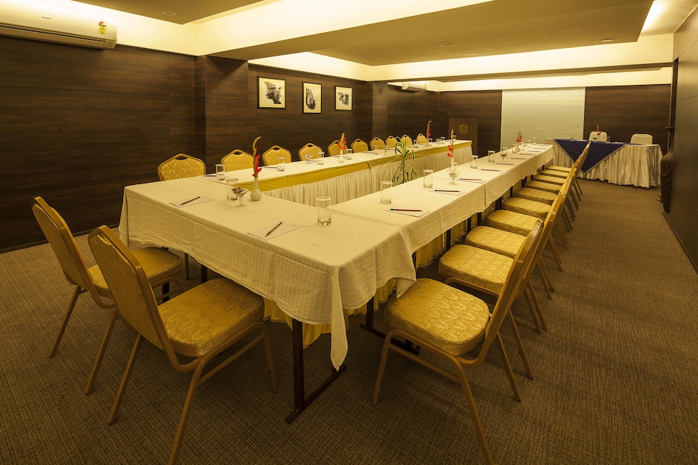 VESTA MAURYA PALACE 59/67