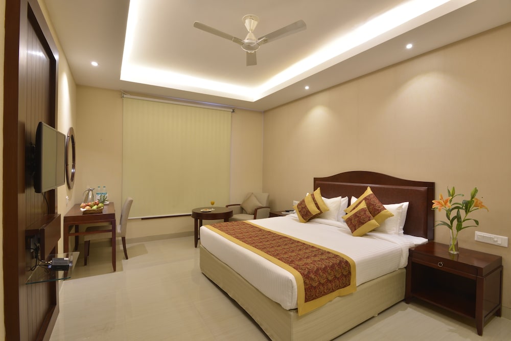 Orchha Palace and Convention Centre 12/50