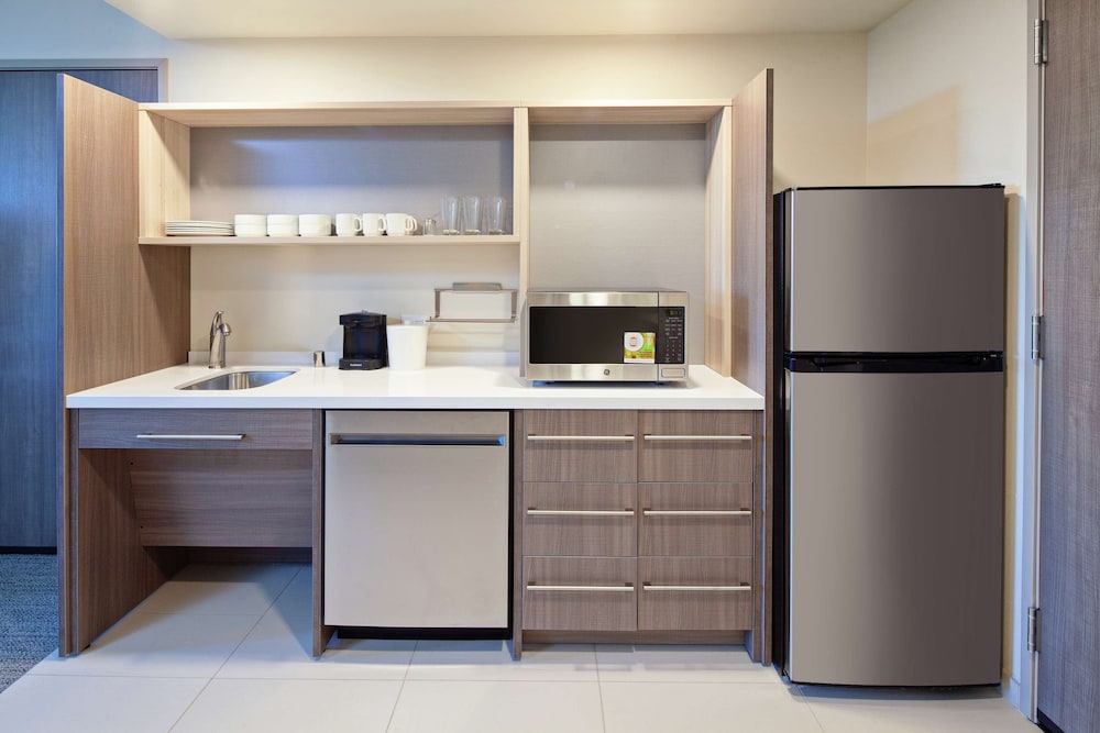 Home2 Suites by Hilton Alameda Oakland Airport 9/51