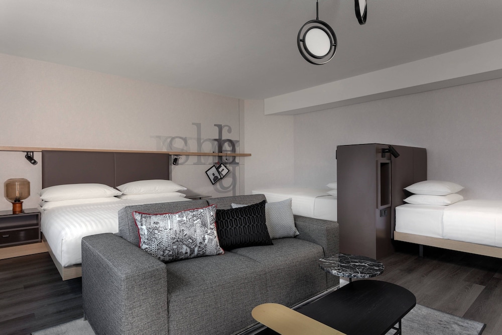 Frankfurt Airport Marriott Hotel 36/68