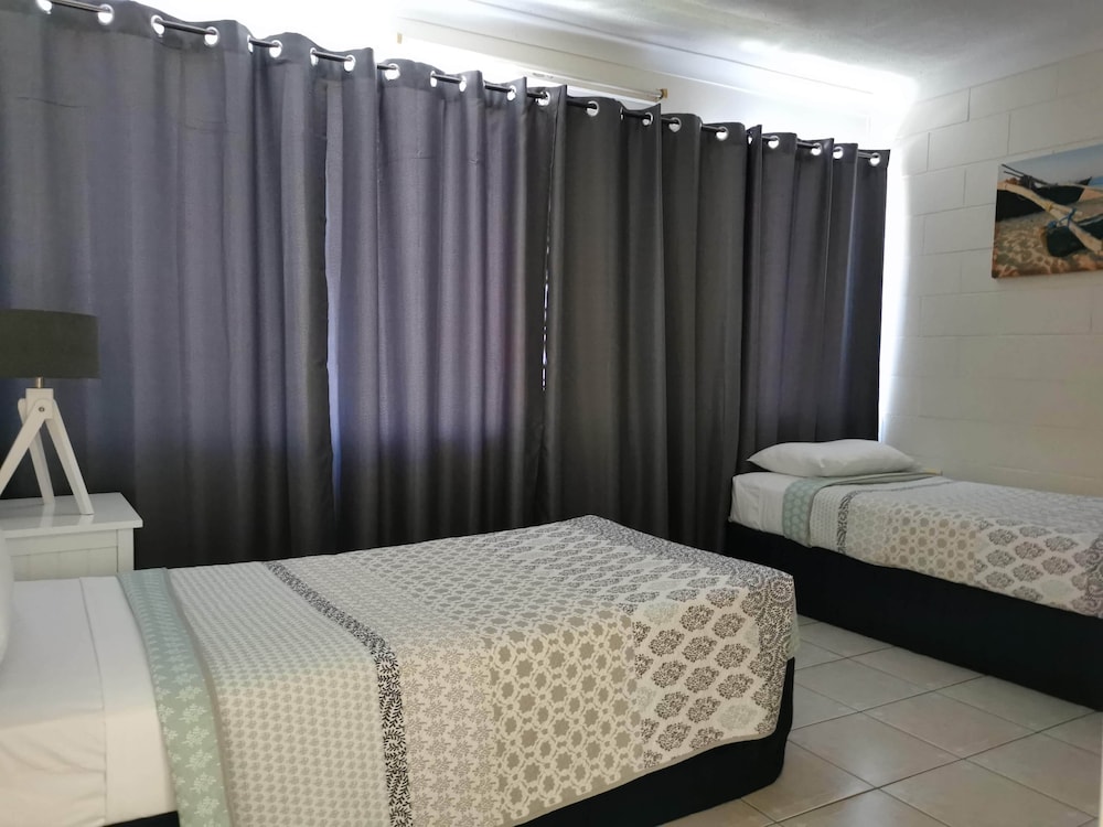 Palm Waters Holiday Villas 10/32