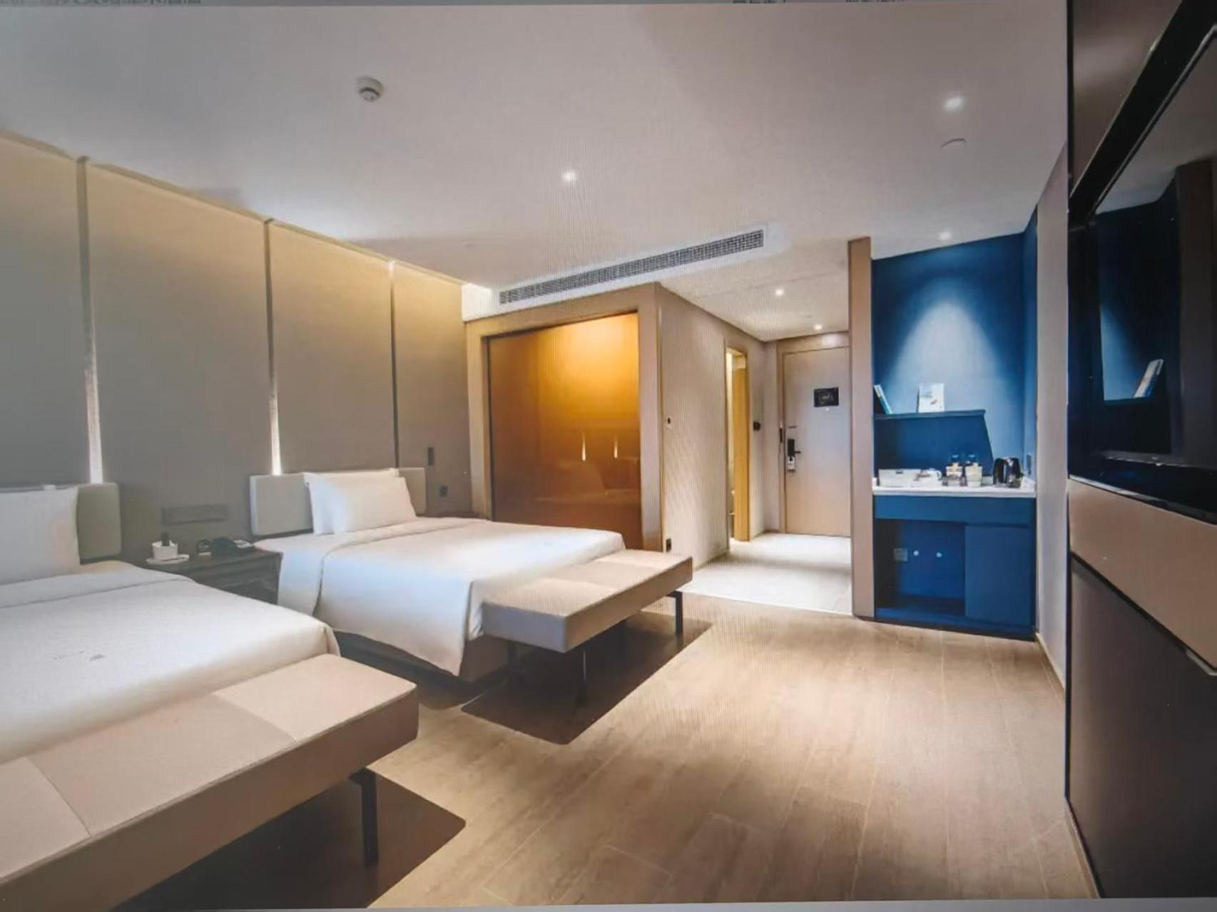 Atour Hotel (Xiangshan People's Square) 16/52