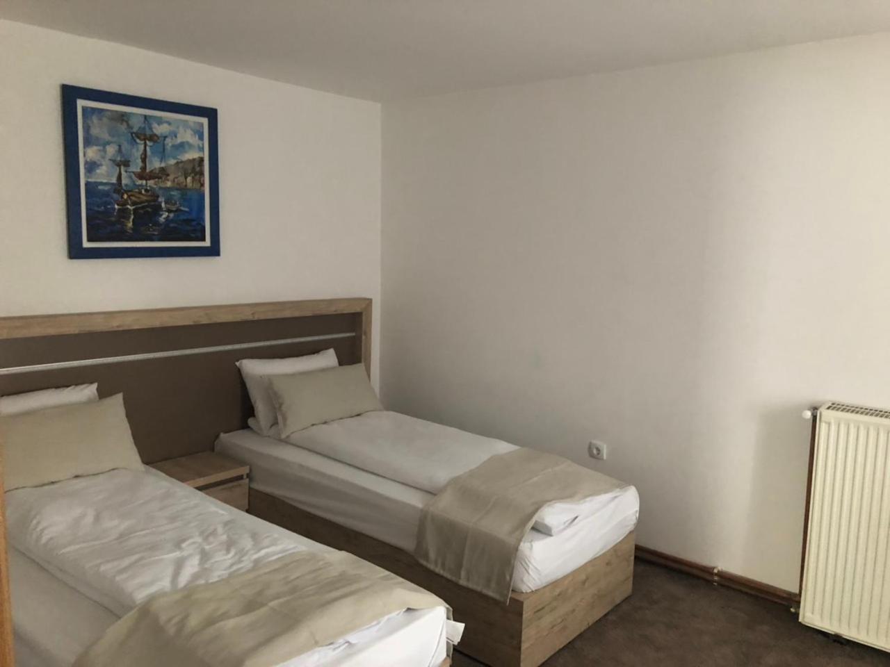Gros Hotel 17/50