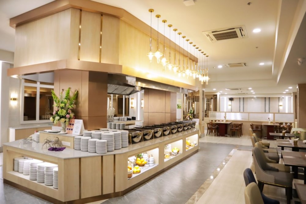 Asia Hotel Bangkok 16/60