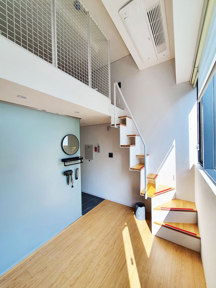 Yolo Guesthouse - Hostel 11/50