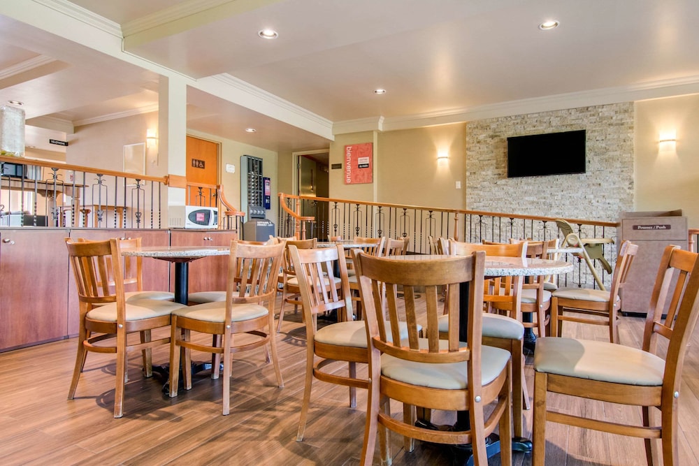 Comfort Inn and Suites Shawinigan 40/47