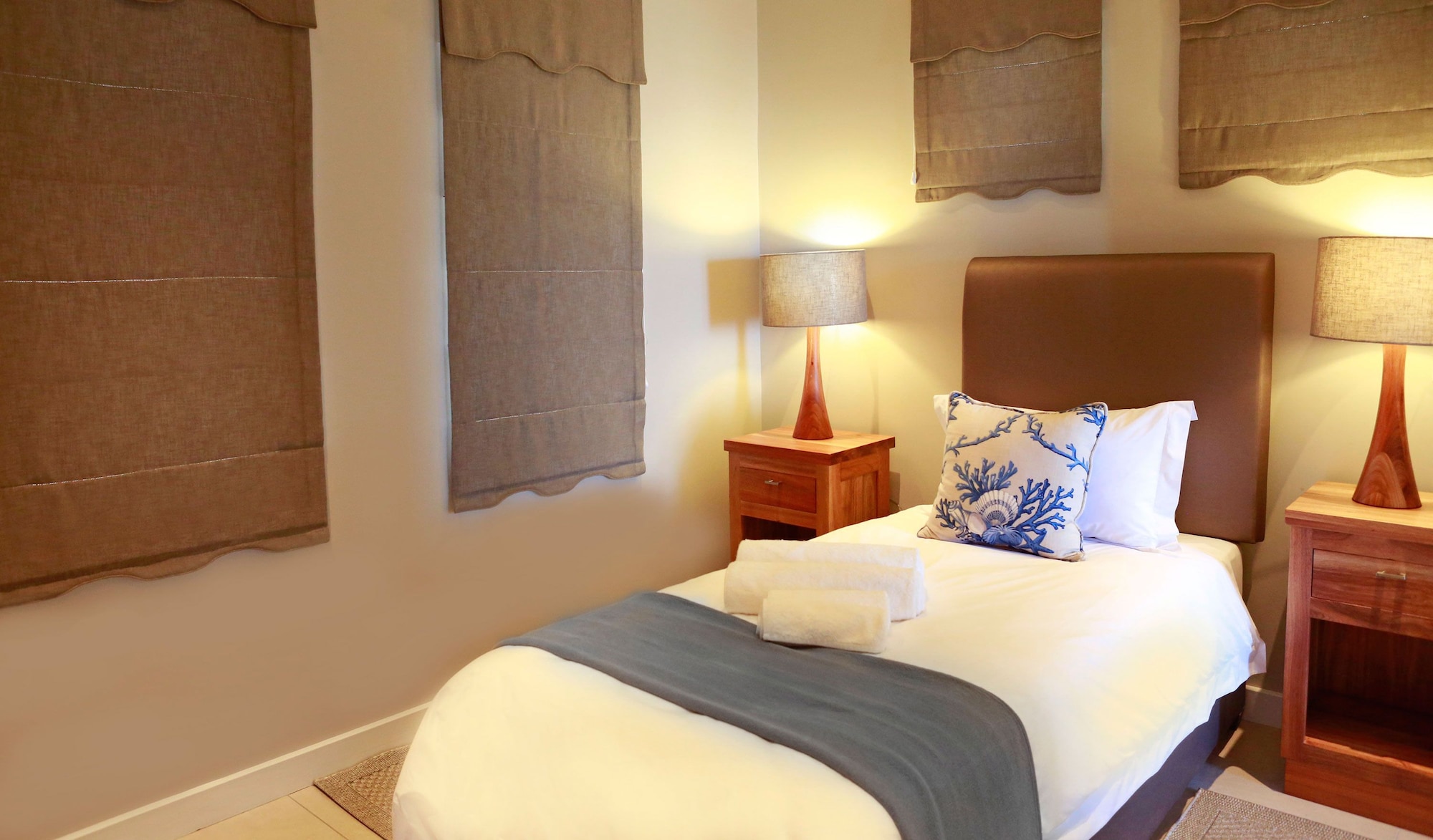2 BEDROOMS, BEACH, SUPERIOR, VILLA