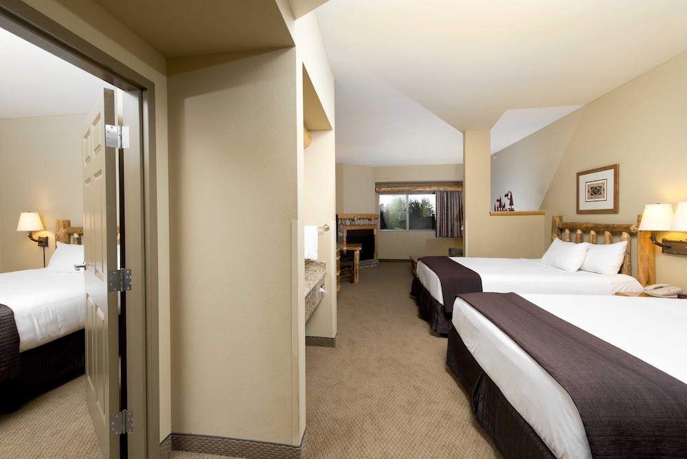 Great Wolf Lodge Grand Mound 18/65