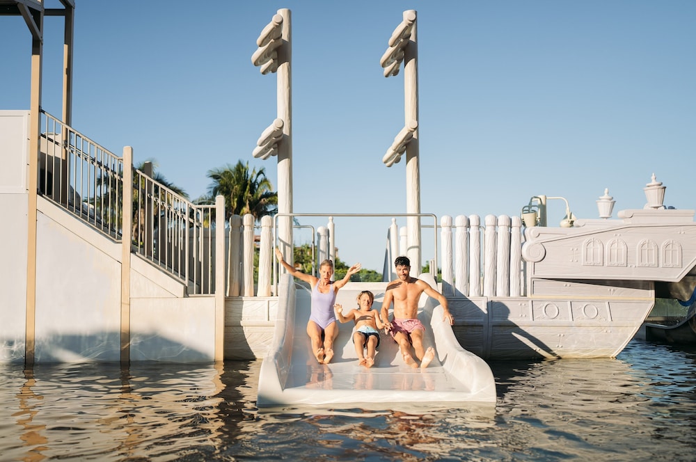 Dreams Bahia Mita Surf and Spa Resort 20/50