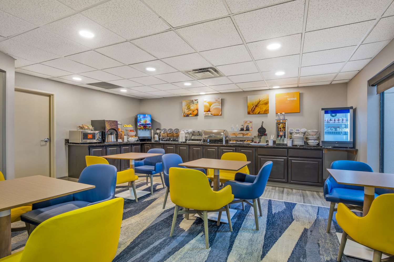 Spark by Hilton Cincinnati Airport South 20/30
