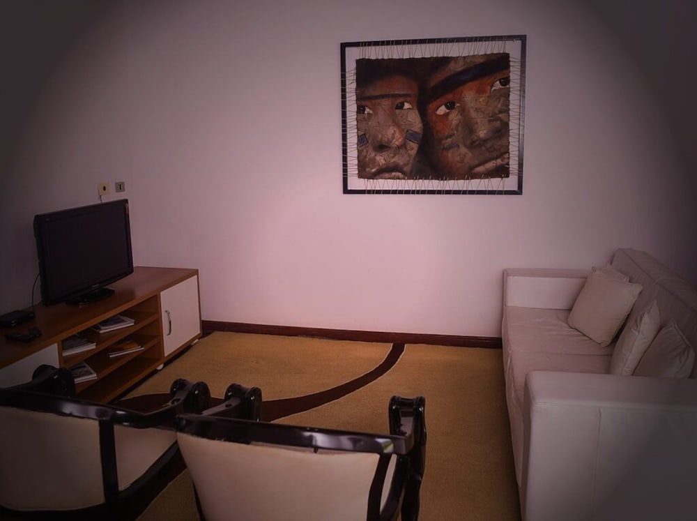 OYO Pousada e Hotel Putini 32/50