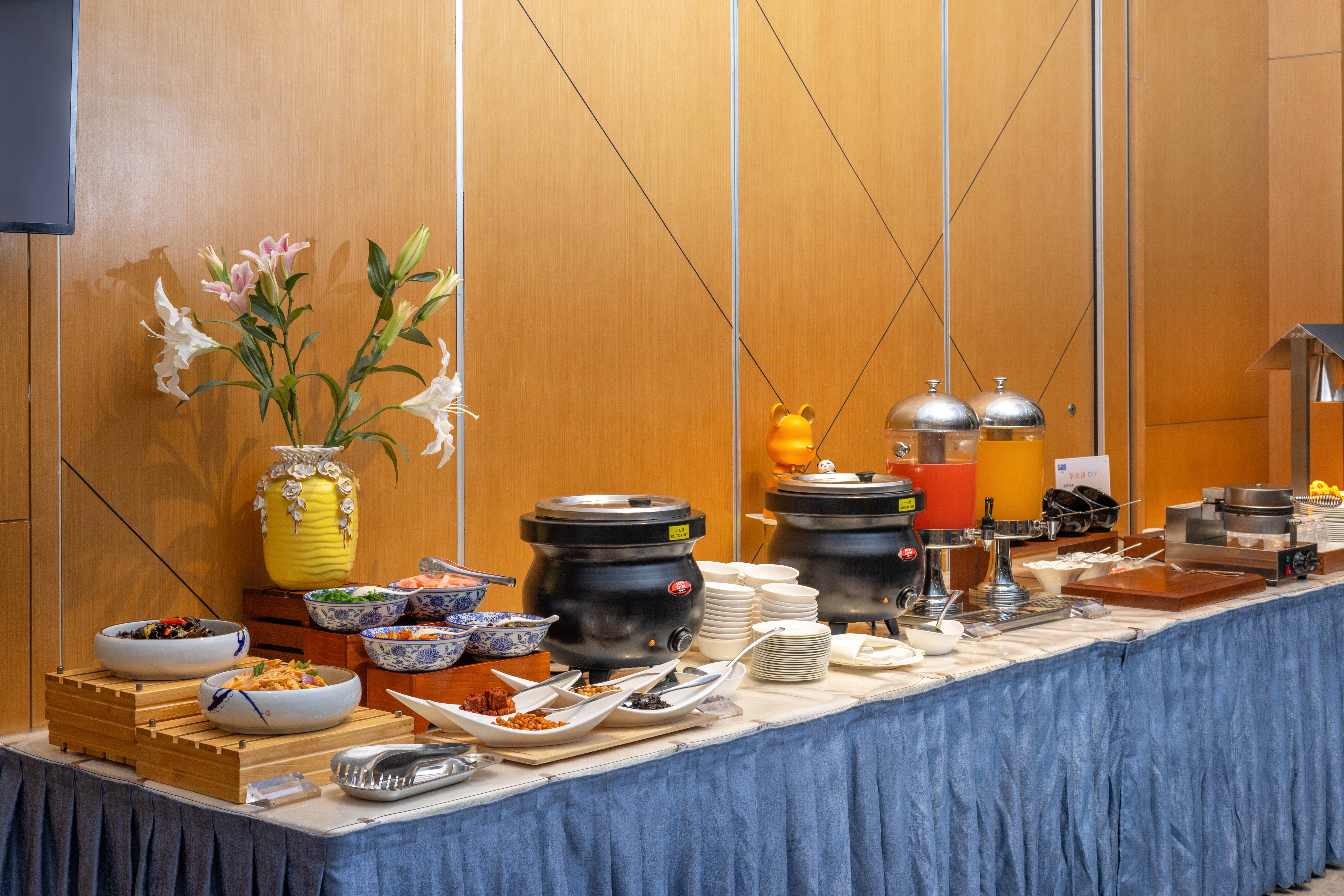 Holiday Inn Express Chengdu Xindu 18/50
