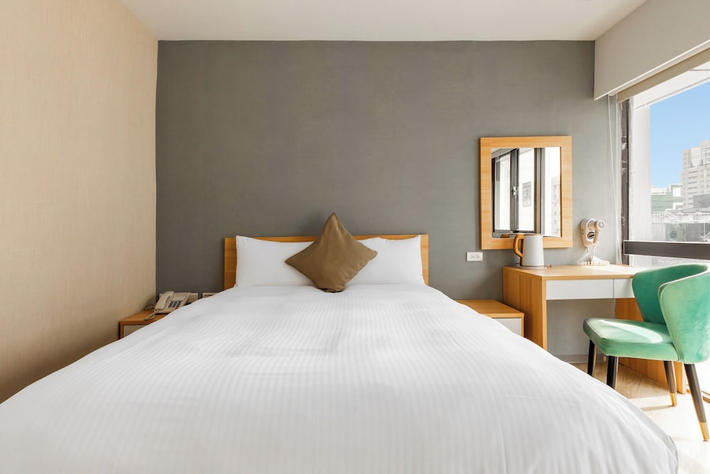 STANDARD, DOUBLE BED
