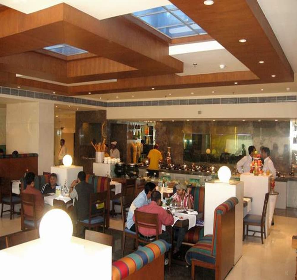 Peerless Inn Kolkata 56/72