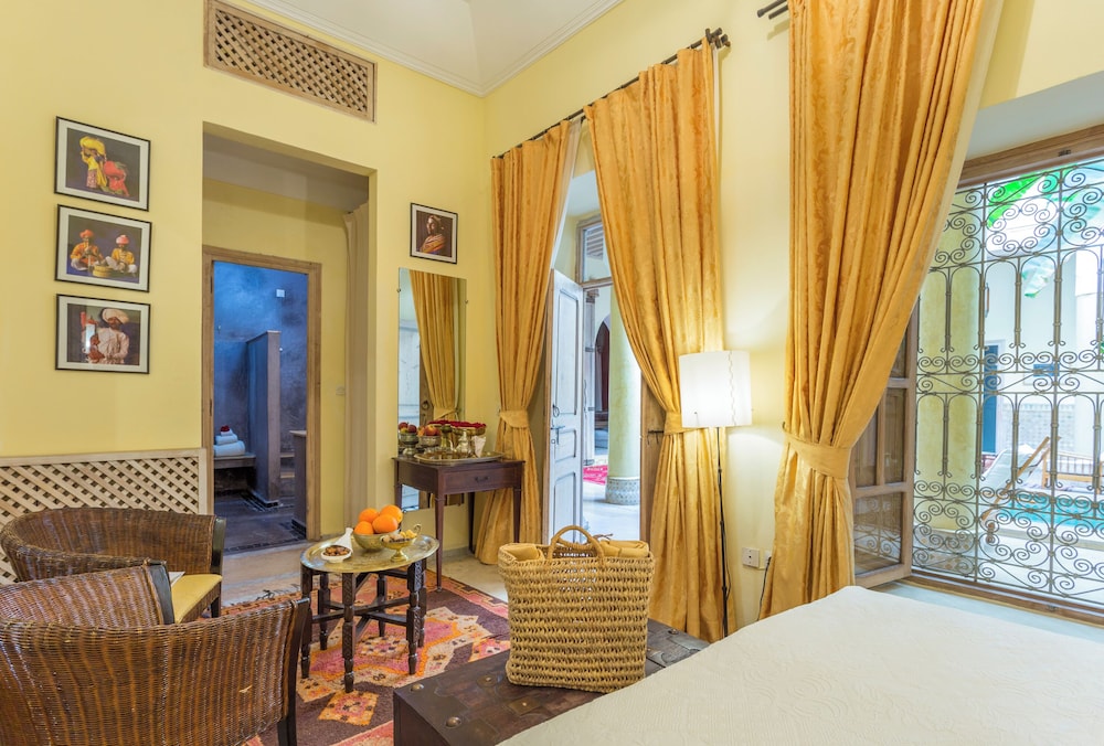 RIAD AZOULAY 60/76