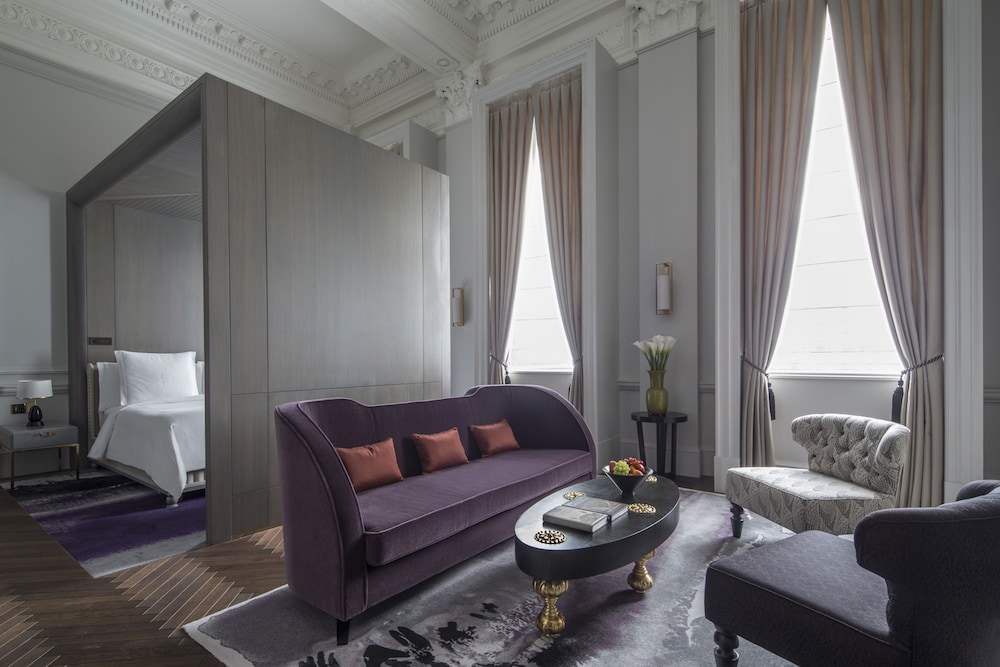 Four Seasons Hotel London at Tower Bridge 28/37