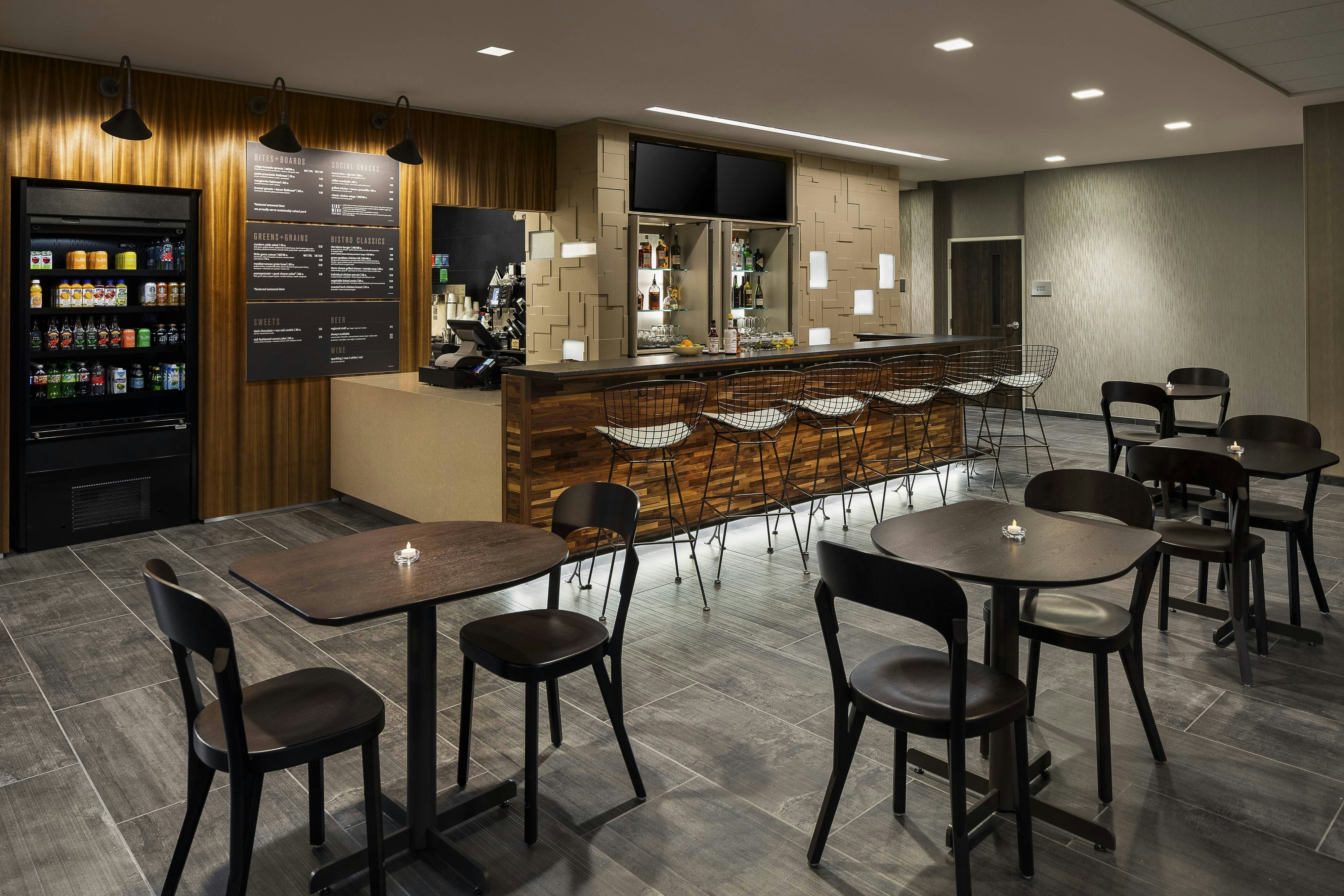 Courtyard by Marriott Seattle Northgate 6/13