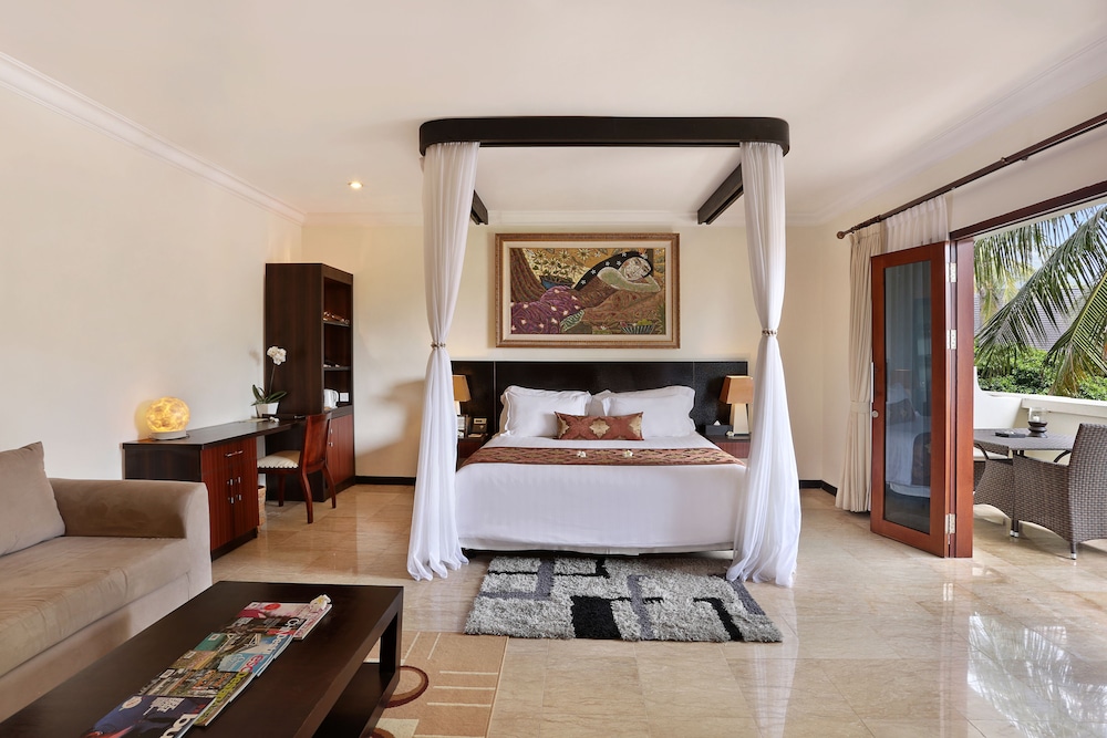 Hotel Ombak Sunset 22/72