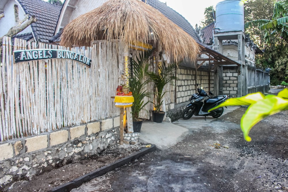 Angels Bungalow 47/58