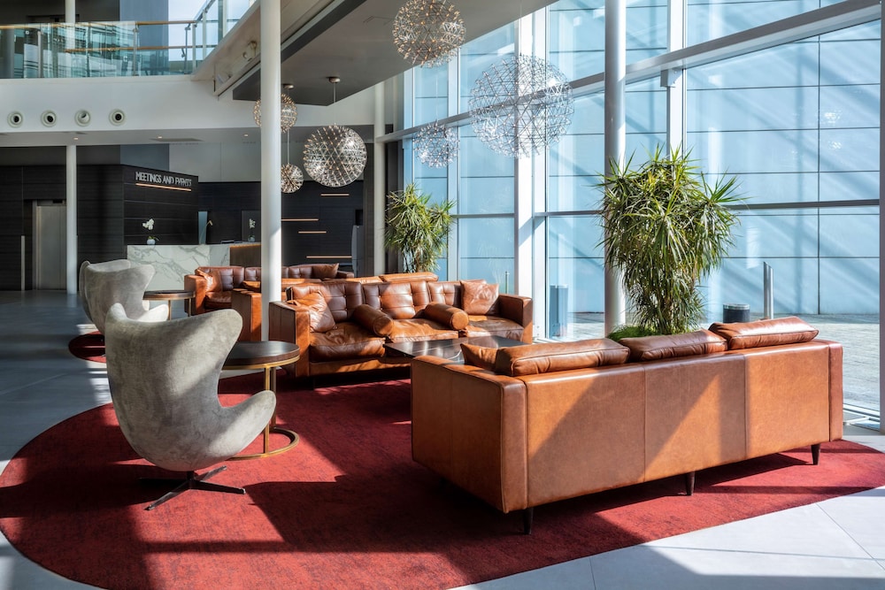Radisson Blu Hotel London Stansted Airport 56/68