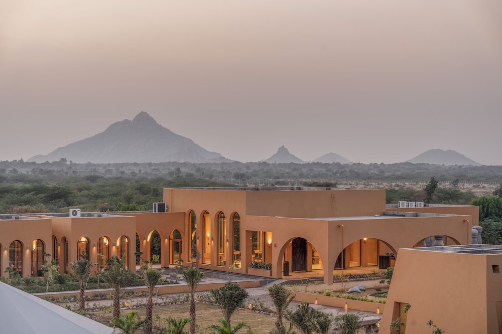 Aaramgah Jawai Resort & Spa, a member of Radisson Individuals Retreats 1/44