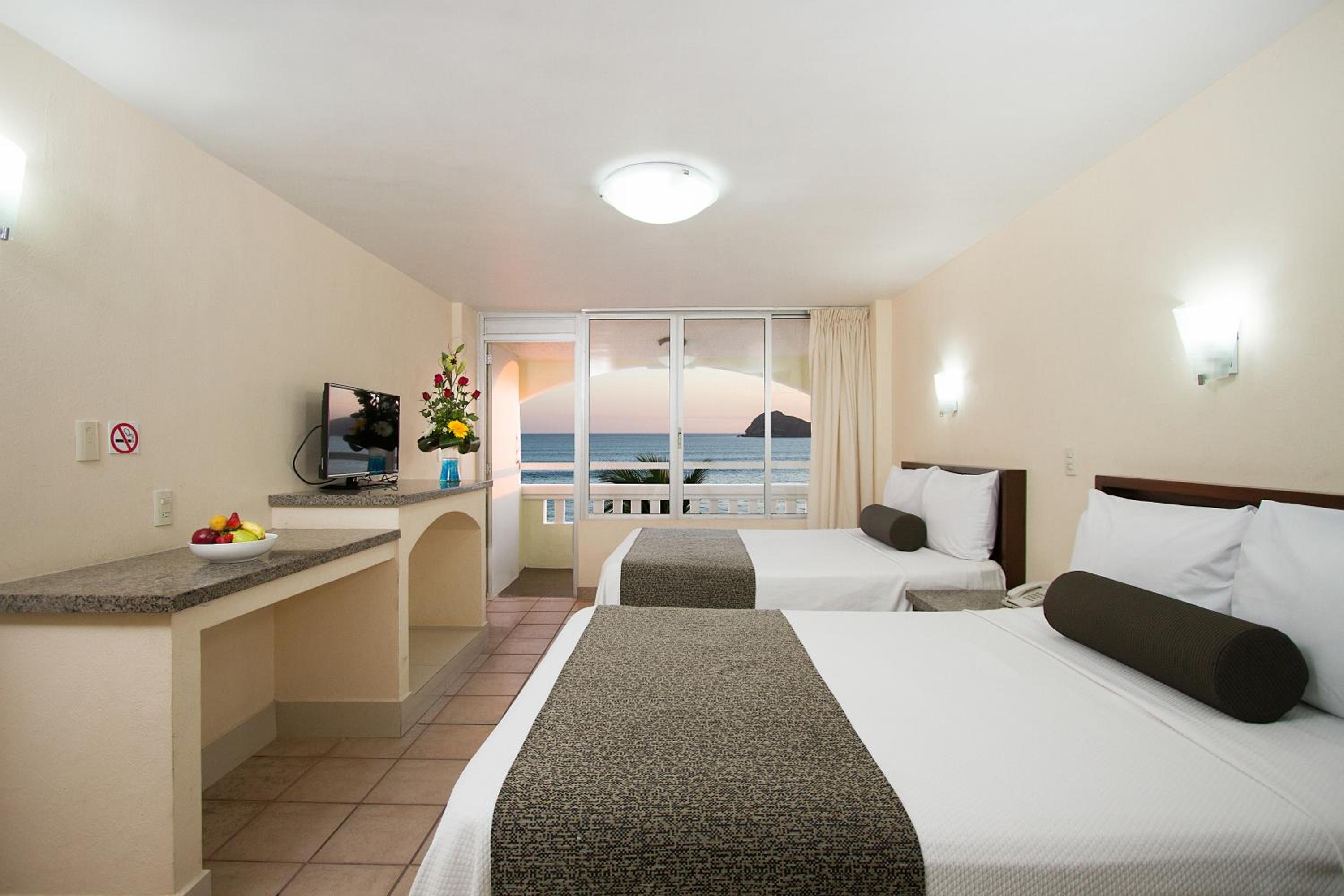 Standard, Ocean View
