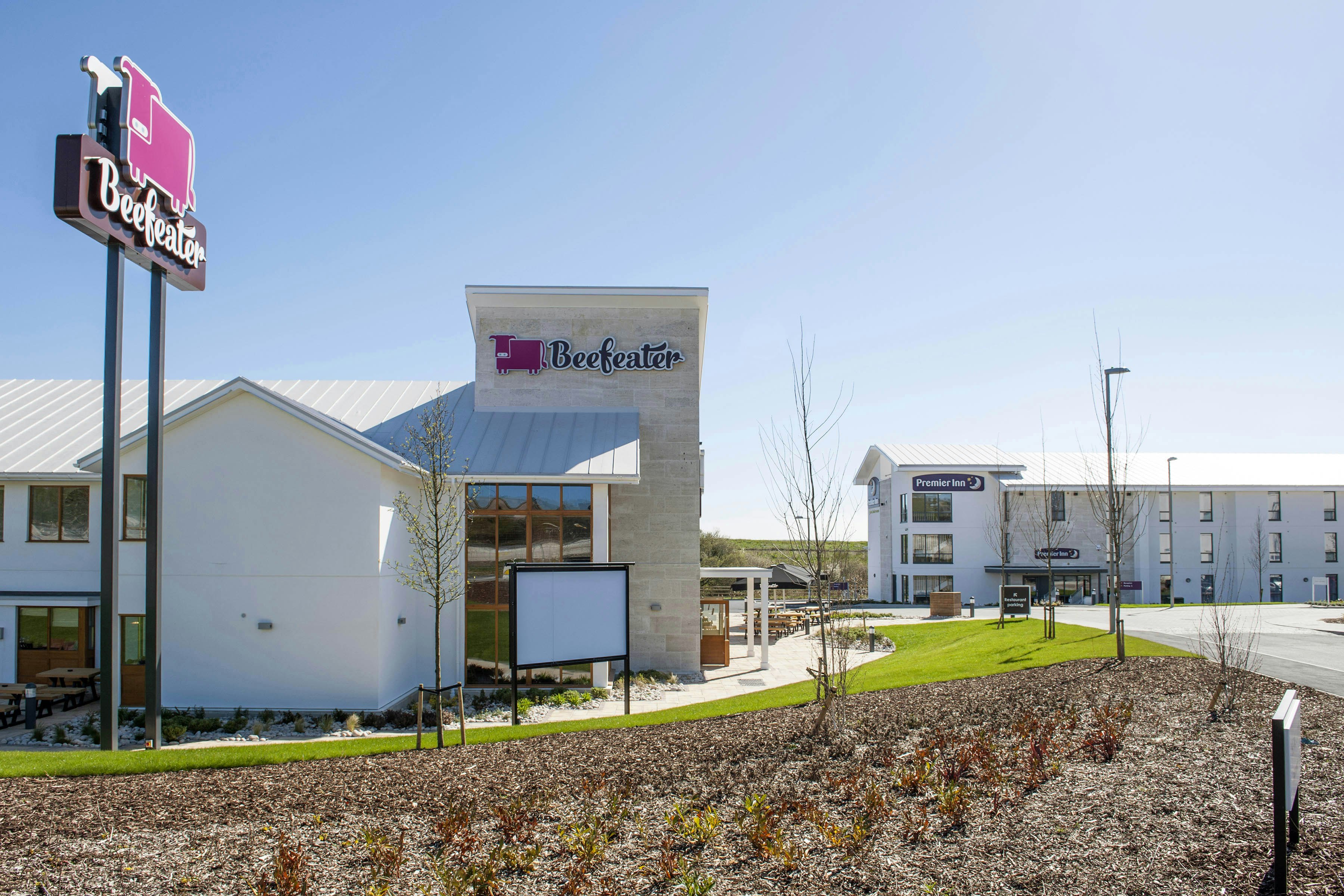 Premier Inn Weymouth 6/42