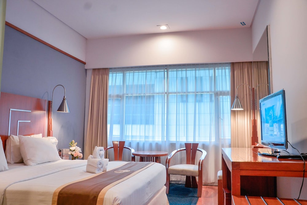 Deluxe Double Bed
